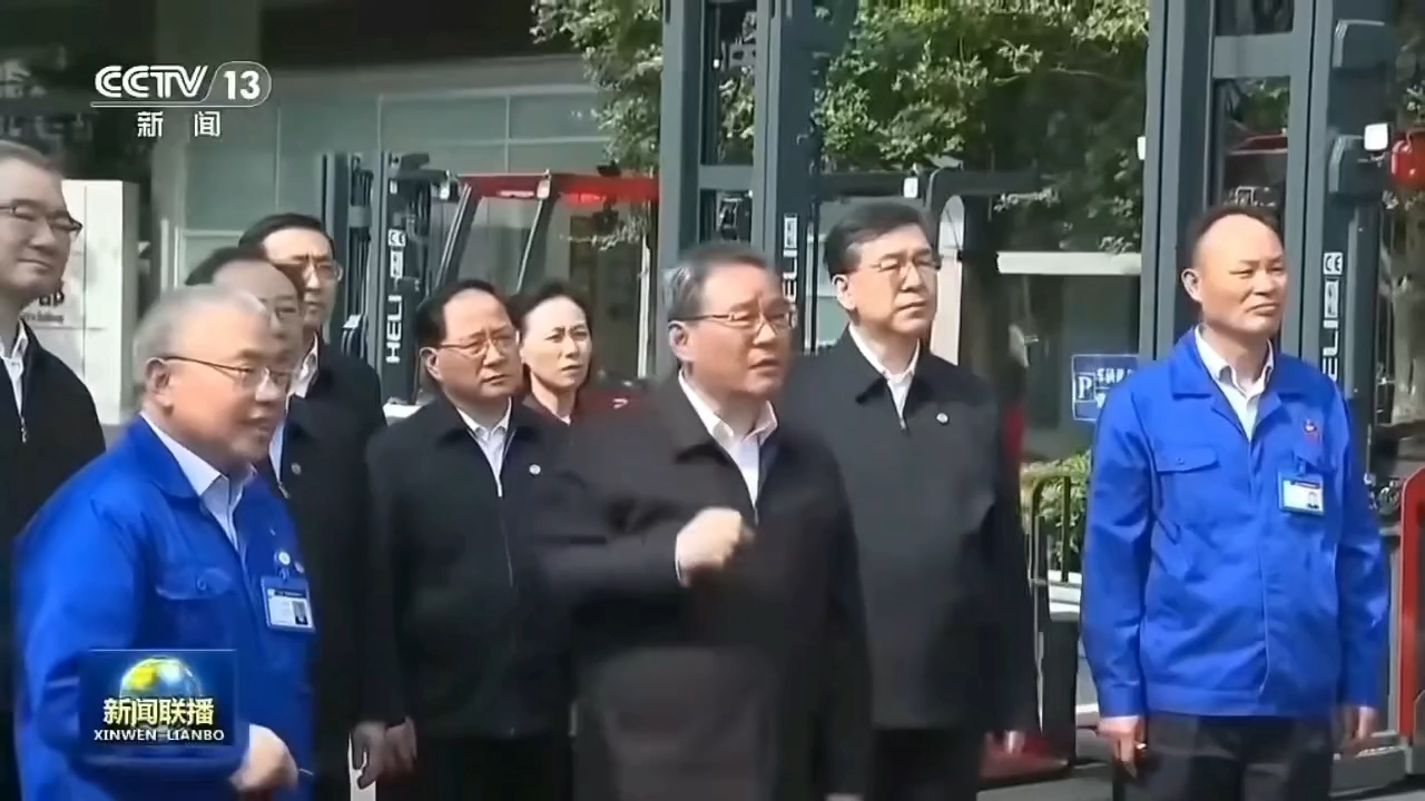 提升工業(yè)車(chē)輛相關(guān)供應(yīng)鏈信心！李強(qiáng)總理調(diào)研安徽叉車(chē)集團(tuán)